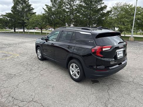 Certified 2022 GMC Terrain SLE w/ Driver Convenience Package AWD/4WD image 44