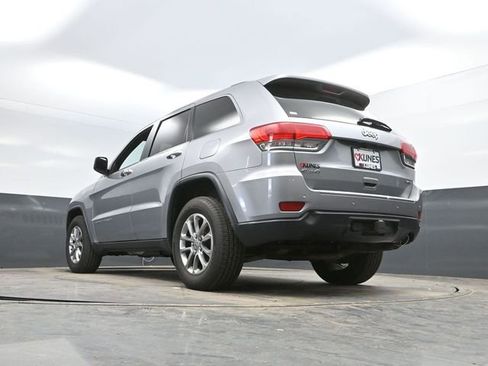 Used 2015 Jeep Grand Cherokee Limited w/ Trailer Tow Group IV image 48