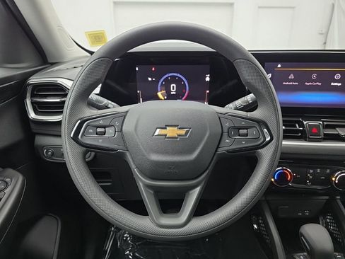 Used 2026 Chevrolet TrailBlazer LT w/ Driver Confidence Package image 24