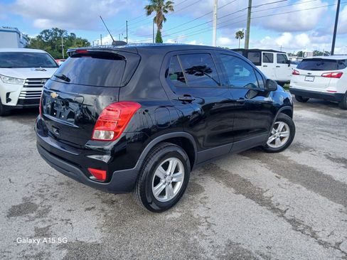 Used 2020 Chevrolet Trax LS w/ Tint and Cruise Package FWD image 6