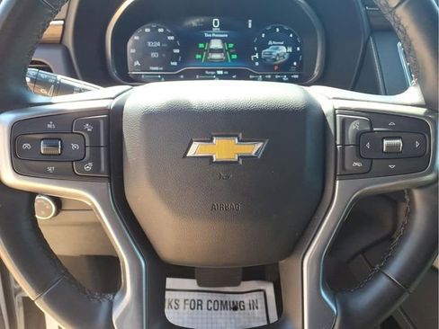 Used 2024 Chevrolet Tahoe Premier AWD/4WD image 13