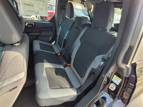 New 2025 Ford Bronco 4-Door image 6