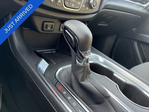 Used 2022 Chevrolet Traverse LT w/ LPO, Floor Liner Package AWD/4WD image 32