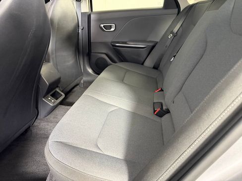 Used 2025 Kia K4 LXS image 25