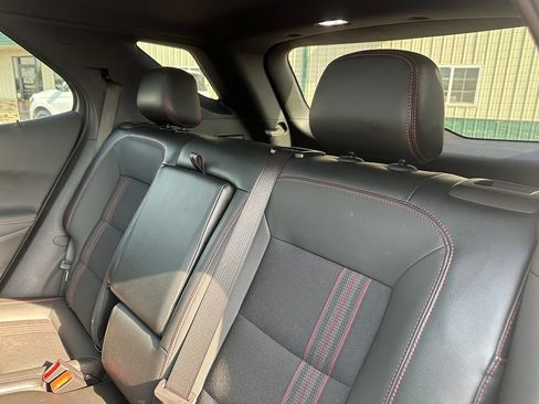 Used 2022 Chevrolet Equinox RS w/ LPO, Floor Liner Package AWD/4WD image 24