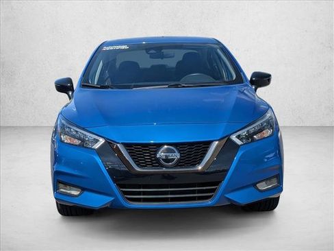 Used 2020 Nissan Versa SR FWD image 2