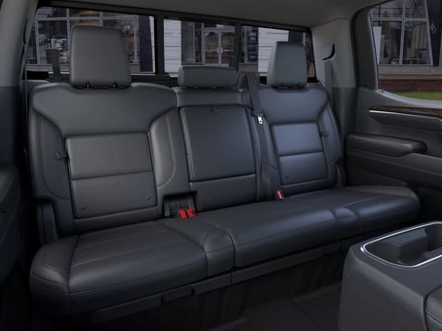 New 2026 GMC Sierra 1500 Elevation image 17