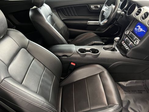 Used 2022 Ford Mustang Premium image 22