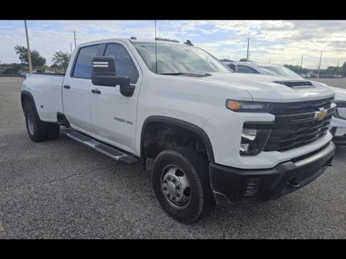 Used 2024 Chevrolet Silverado 3500 W/T AWD/4WD image 1