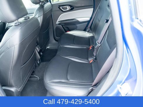 Used 2025 Jeep Compass Limited AWD/4WD image 30