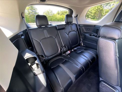 Certified 2025 Honda Pilot EX-L image 17