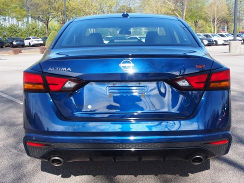 Used 2024 Nissan Altima 2.5 SR w/ SR Premium Package image 6