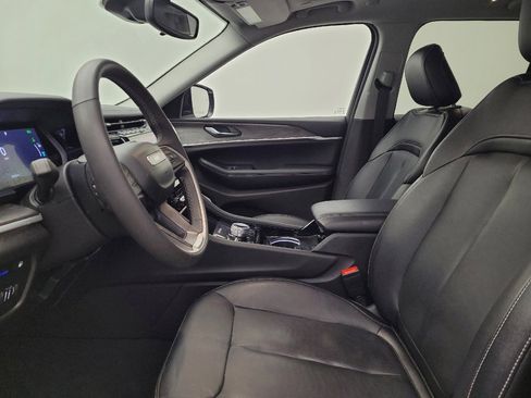 Used 2022 Jeep Grand Cherokee Limited 4xe image 17