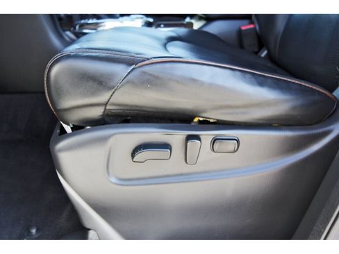 Used 2019 Nissan Armada Platinum RWD image 35