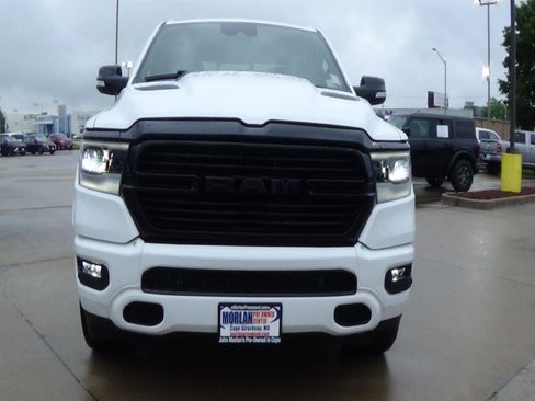 Certified 2022 RAM 1500 Laramie AWD/4WD image 3