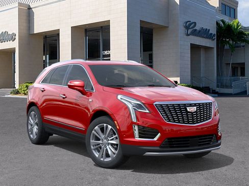 New 2025 Cadillac XT5 Premium Luxury w/ Technology Package FWD image 1