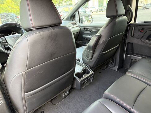 Certified 2025 Honda Odyssey Sport-L image 19