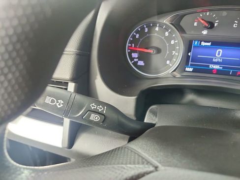 Used 2022 GMC Terrain SLE w/ Driver Convenience Package AWD/4WD image 16