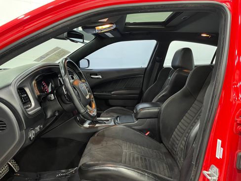 Used 2019 Dodge Charger Scat Pack w/ Daytona Edition Group RWD image 12