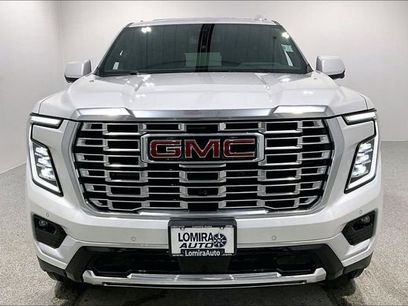 Used 2025 GMC Yukon Denali w/ Sun & Power Step Package