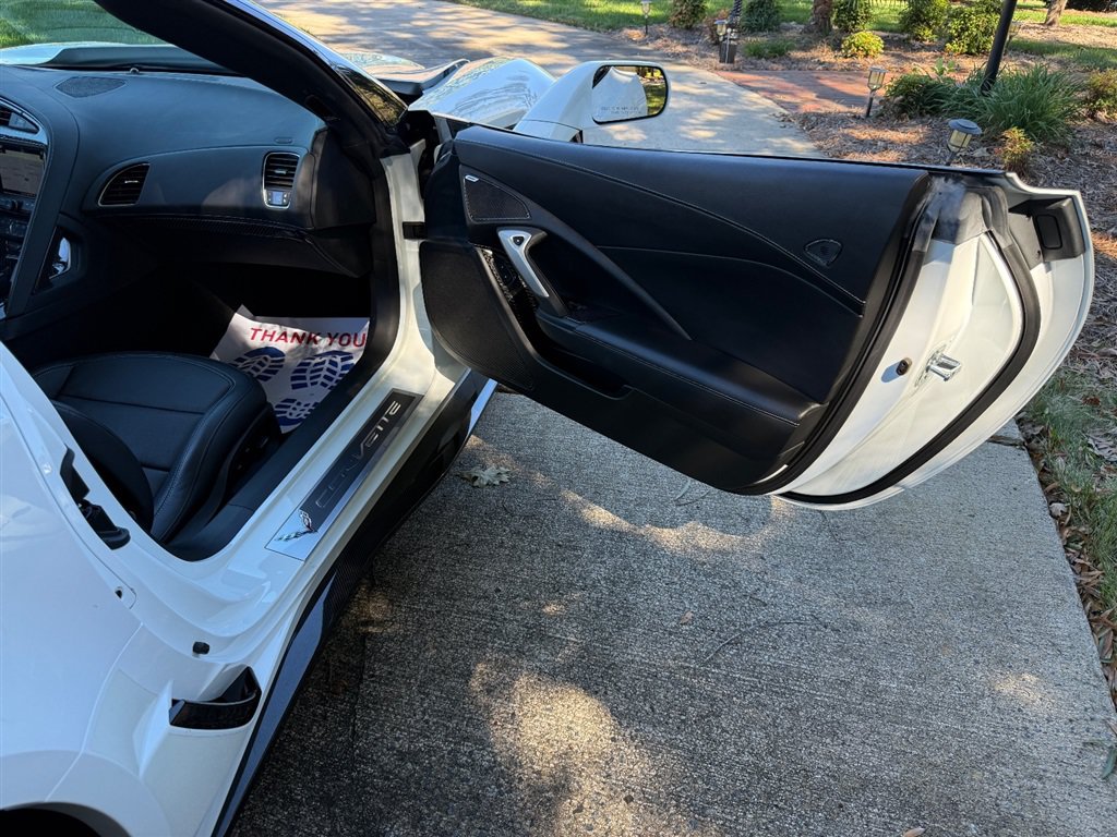 Used 2019 Chevrolet Corvette Z06 RWD image 57