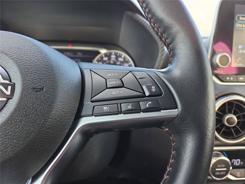 Used 2024 Nissan Sentra SR w/ SR Premium Package FWD image 13