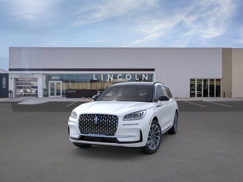 New 2026 Lincoln Corsair Grand Touring AWD/4WD image 2