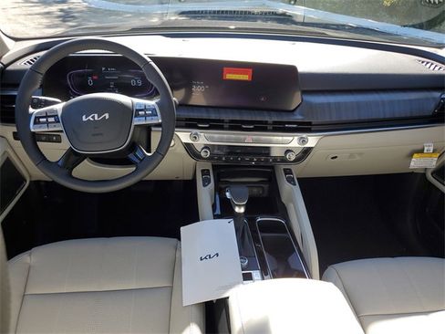 New 2025 Kia Telluride EX w/ EX Captain's Chair Package image 9