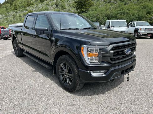 Used 2022 Ford F150 XLT w/ Equipment Group 302A High AWD/4WD image 8