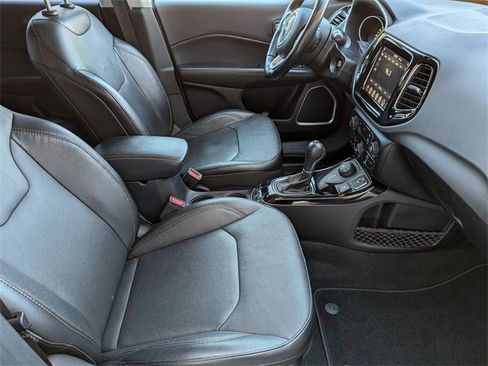 Certified 2021 Jeep Compass Limited image 28