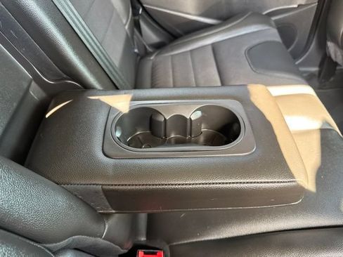 Used 2015 Ford Escape SE w/ SE Chrome Package FWD image 24
