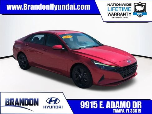Used 2023 Hyundai Elantra SEL w/ Cargo Package FWD image 1