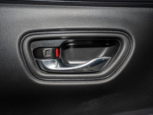 Certified 2023 Honda HR-V LX image 26