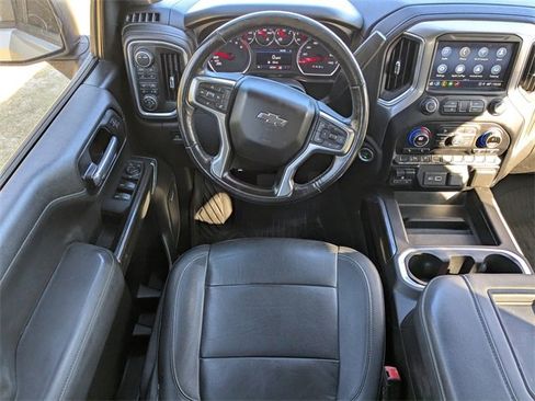 Used 2021 Chevrolet Silverado 1500 LT Trail Boss image 17