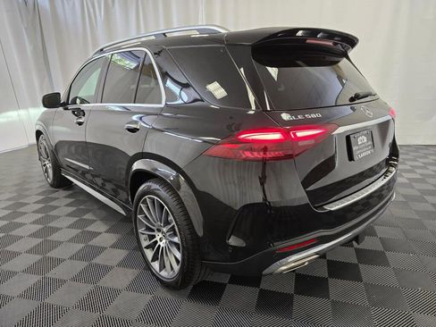 Used 2024 Mercedes-Benz GLE 580 4MATIC image 4
