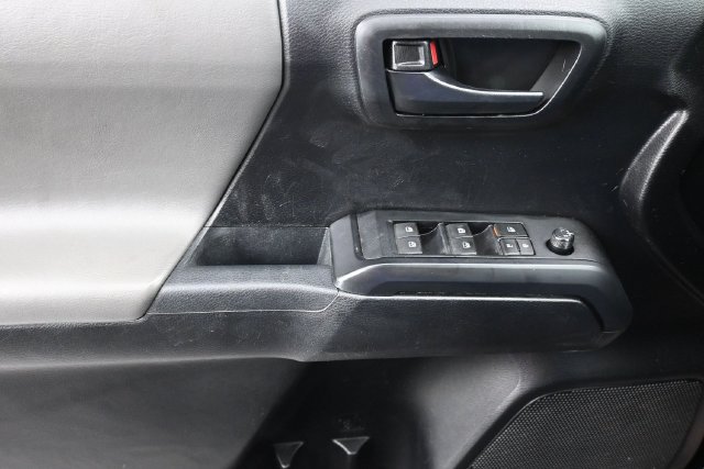 Used 2021 Toyota Tacoma SR AWD/4WD image 24