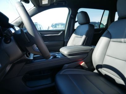 New 2026 GMC Acadia Elevation w/ Elevation Premium Package