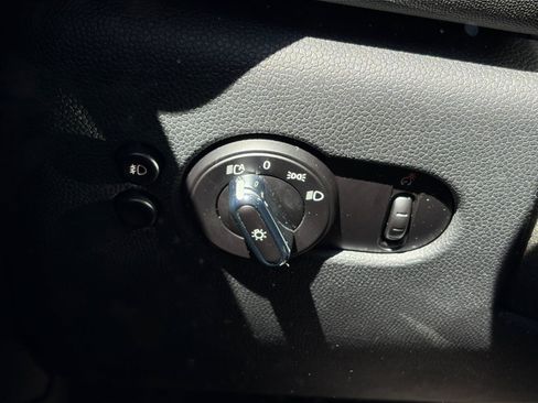 Used 2015 MINI Cooper S FWD image 12