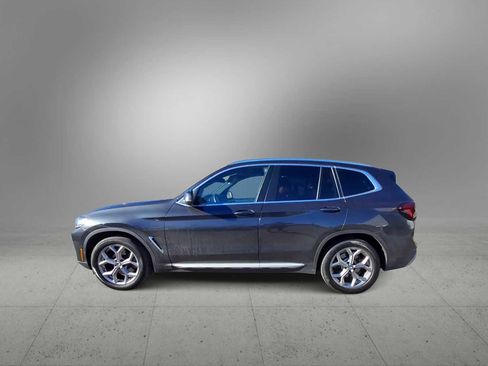 Used 2023 BMW X3 xDrive30i w/ Premium Package image 5