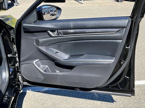 Used 2021 Honda Accord Sport image 21