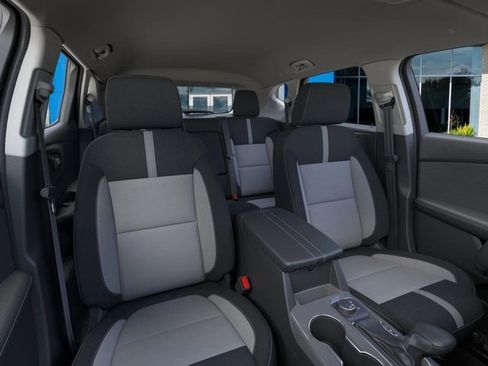 New 2026 Chevrolet Blazer LT image 16