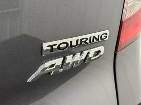 Used 2019 Honda Pilot Touring image 7