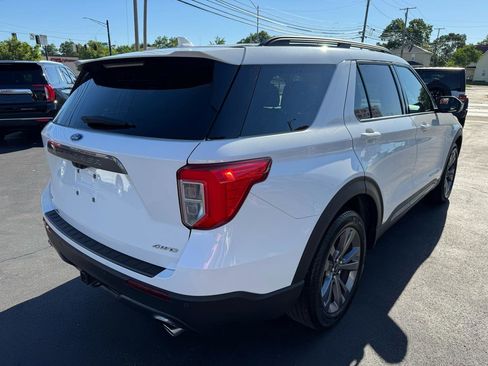 Used 2024 Ford Explorer XLT w/ Equipment Group 202A AWD/4WD image 5