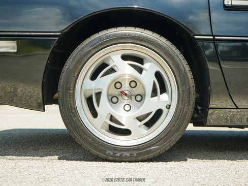 Used 1990 Chevrolet Corvette ZR-1 RWD image 77