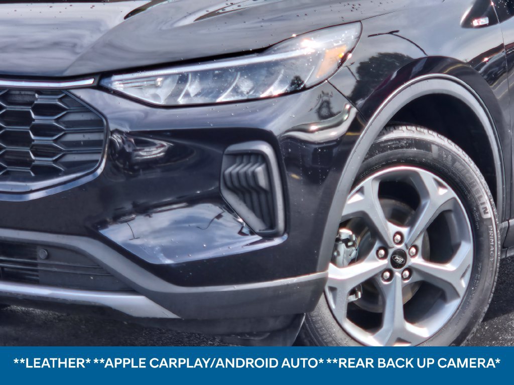 Used 2025 Ford Escape ST-Line FWD image 2