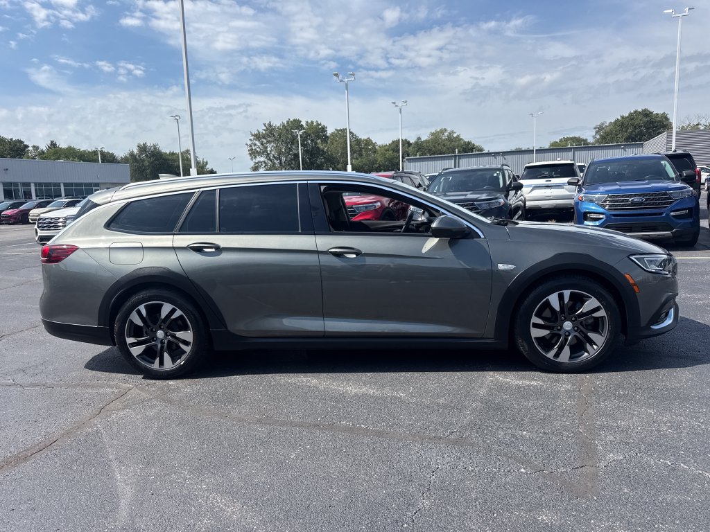 Used 2019 Buick Regal Essence w/ Driver Confidence Package I AWD/4WD image 7