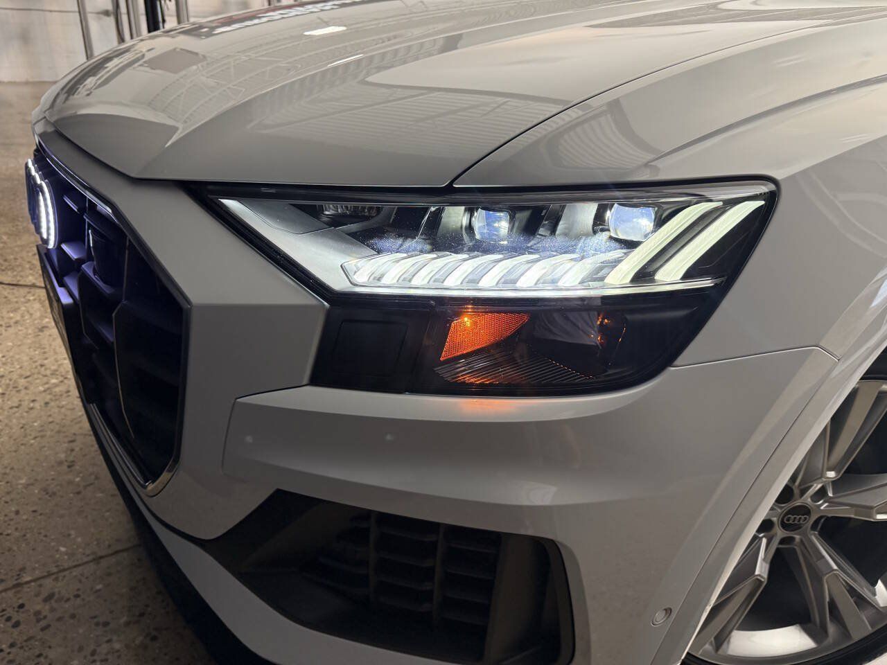 Used 2023 Audi Q8 Premium w/ Convenience Package AWD/4WD image 31