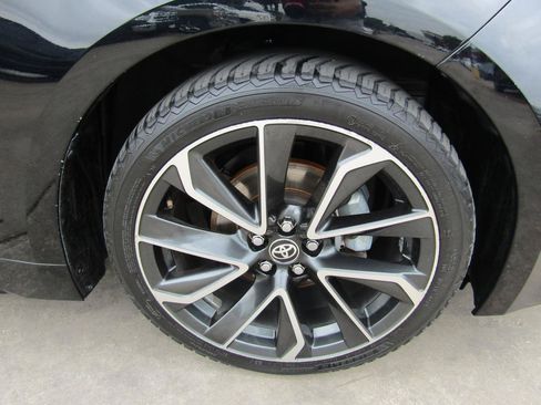 Used 2022 Toyota Corolla XSE FWD image 7