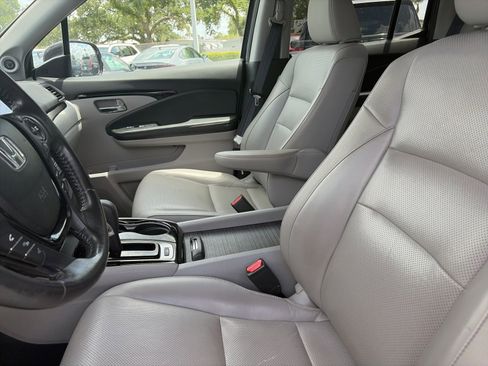 Used 2019 Honda Ridgeline RTL-E image 14