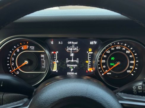 Used 2023 Jeep Wrangler 4WD High Altitude image 55